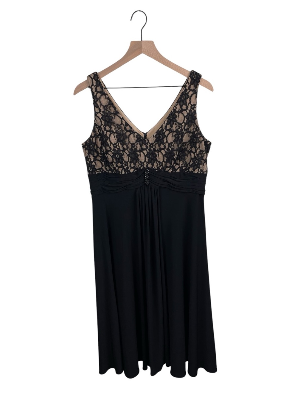 Jessica Howard Cocktail Dress Size 14 Embellished Waist Black Lace V-neck Gothic